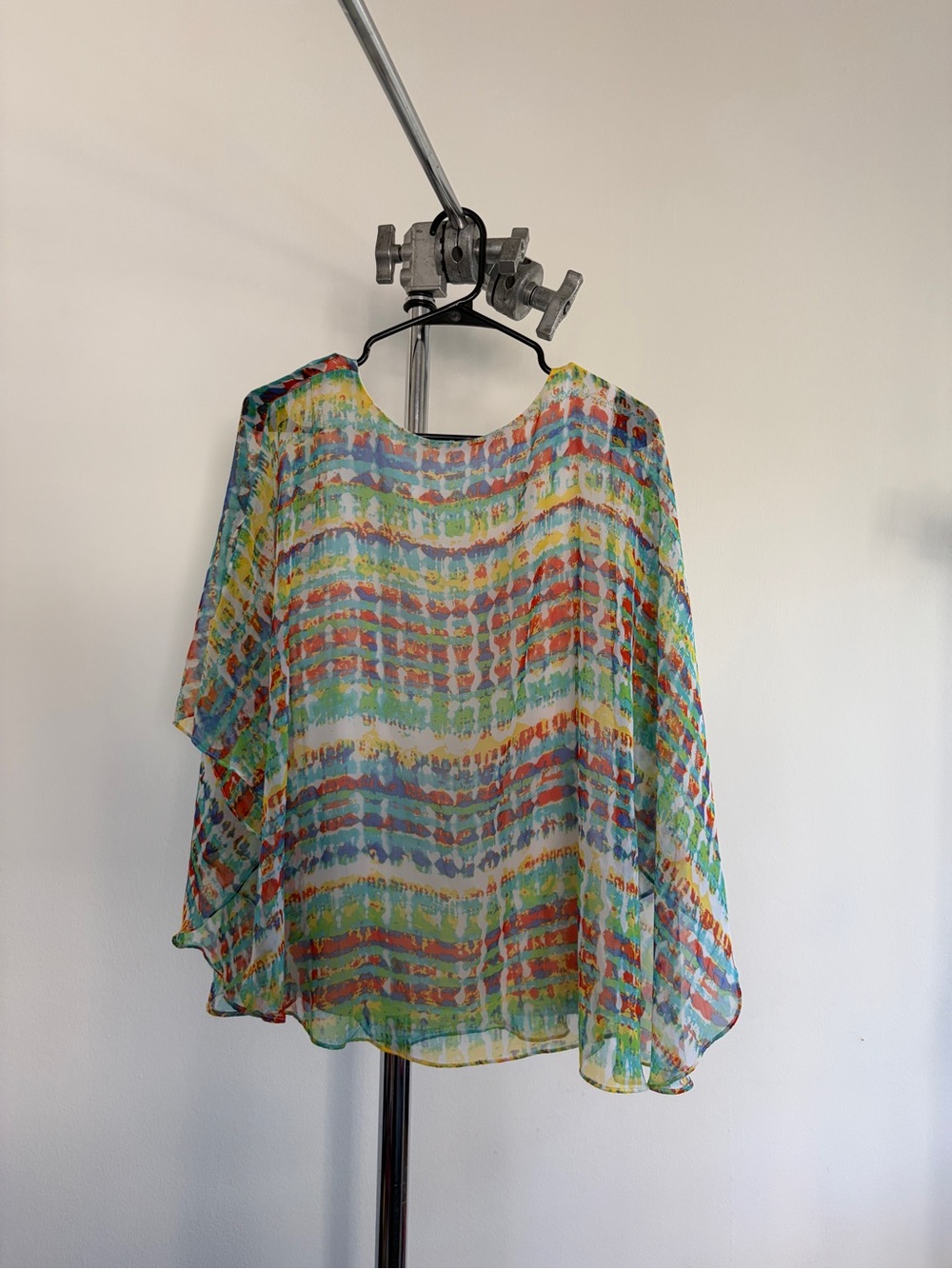 Multicolor Wave-Pattern Sheer Tunic Top - Picture 2 of 3